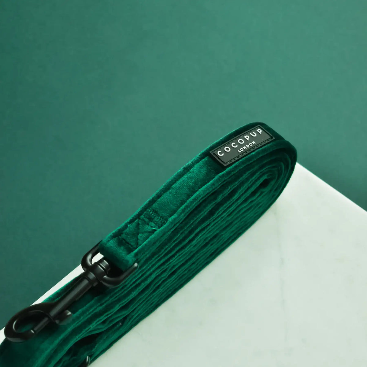 Cocopup London – LUXE Dog Lead – Forest Green Velvet