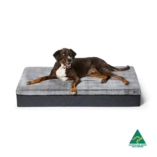 Snooza – Big Dog Bed – Chinchilla - ideal for older dogs, big or heavy dogs