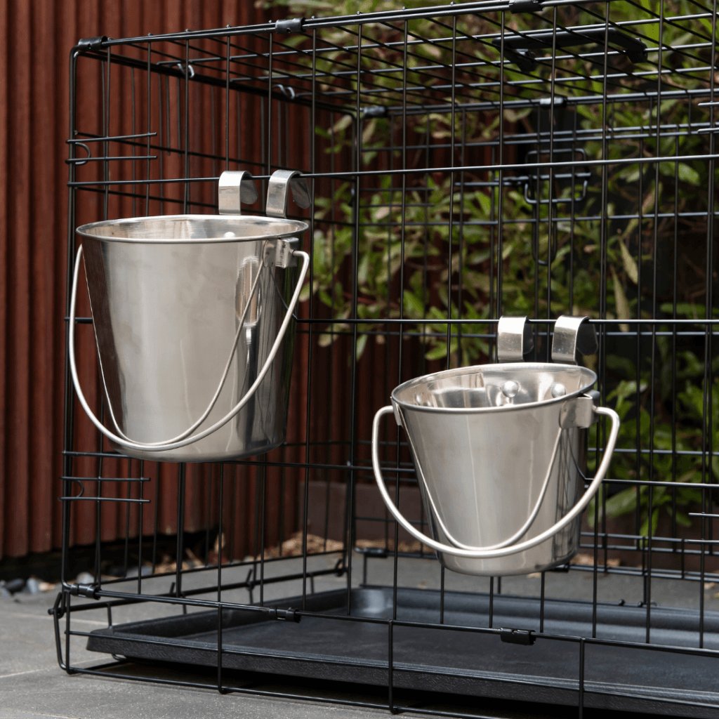 Superior Pet – Stainless Steel Flat Sided Bucket